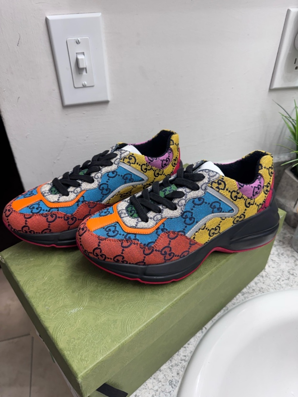 Gucci Multicolor GG Logo Patchwork Sneakers - Picture 3 of 3